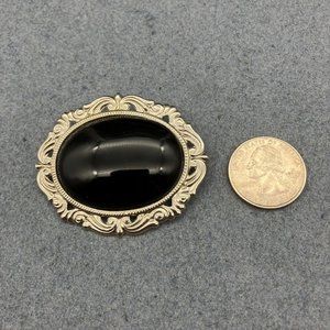 Onyx Oval Pin Brooch Silver Fancy Frame Domed Retro Vintage Granny Cottage